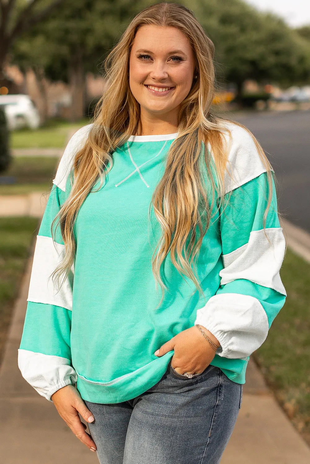 Plus Size Exposed Seam Color Block Long Sleeve Sweatshirt