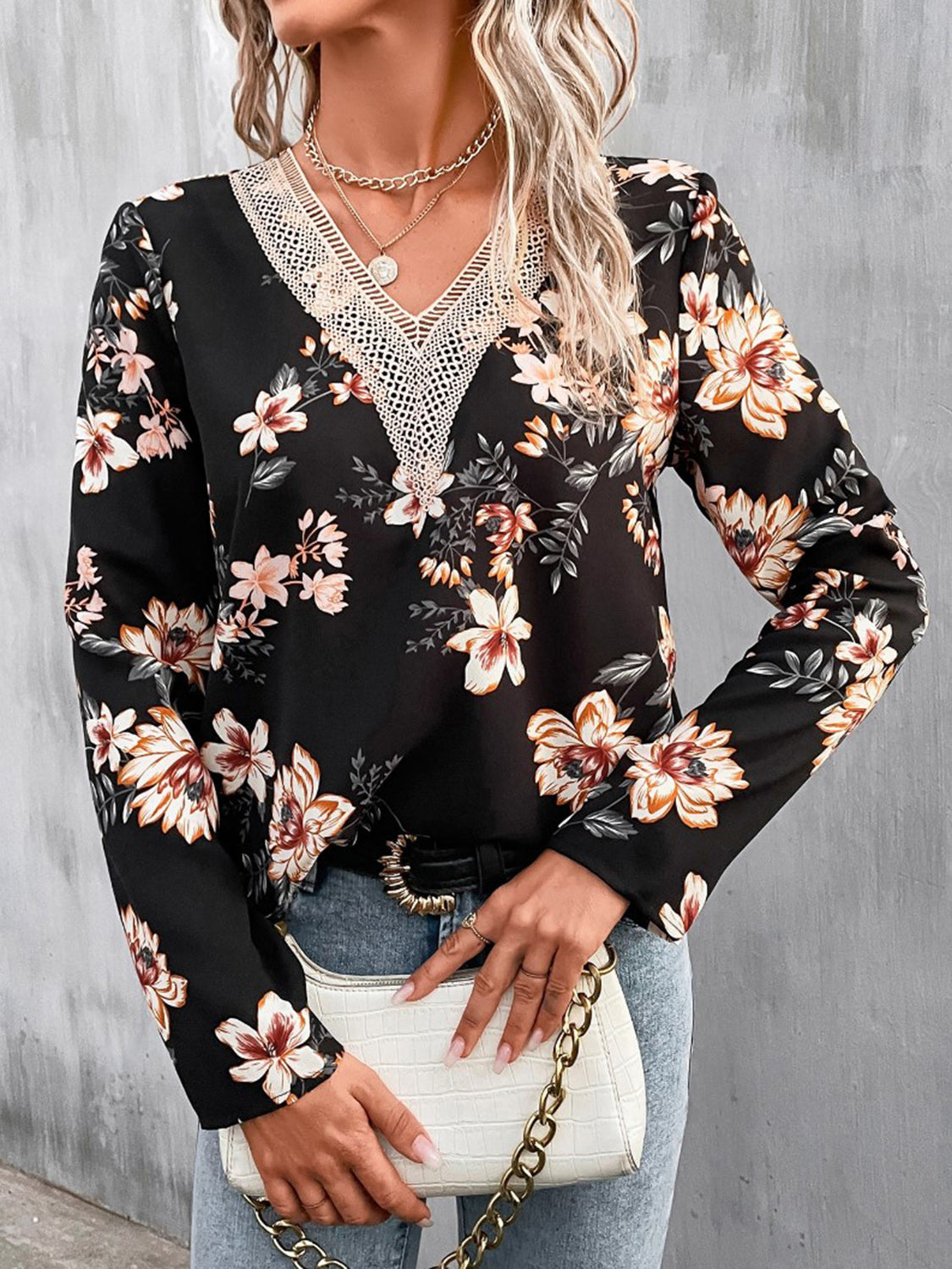 Printed V-Neck Long Sleeve Blouse