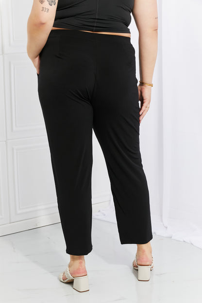 Zenana Amelia Full Size Pleated Pants